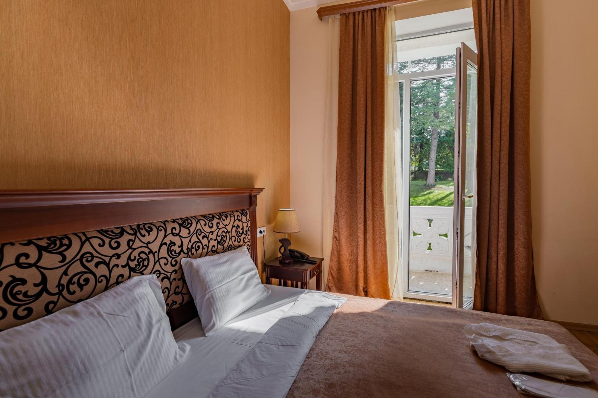 Legends Tskaltubo Spa Resort Екстер'єр фото