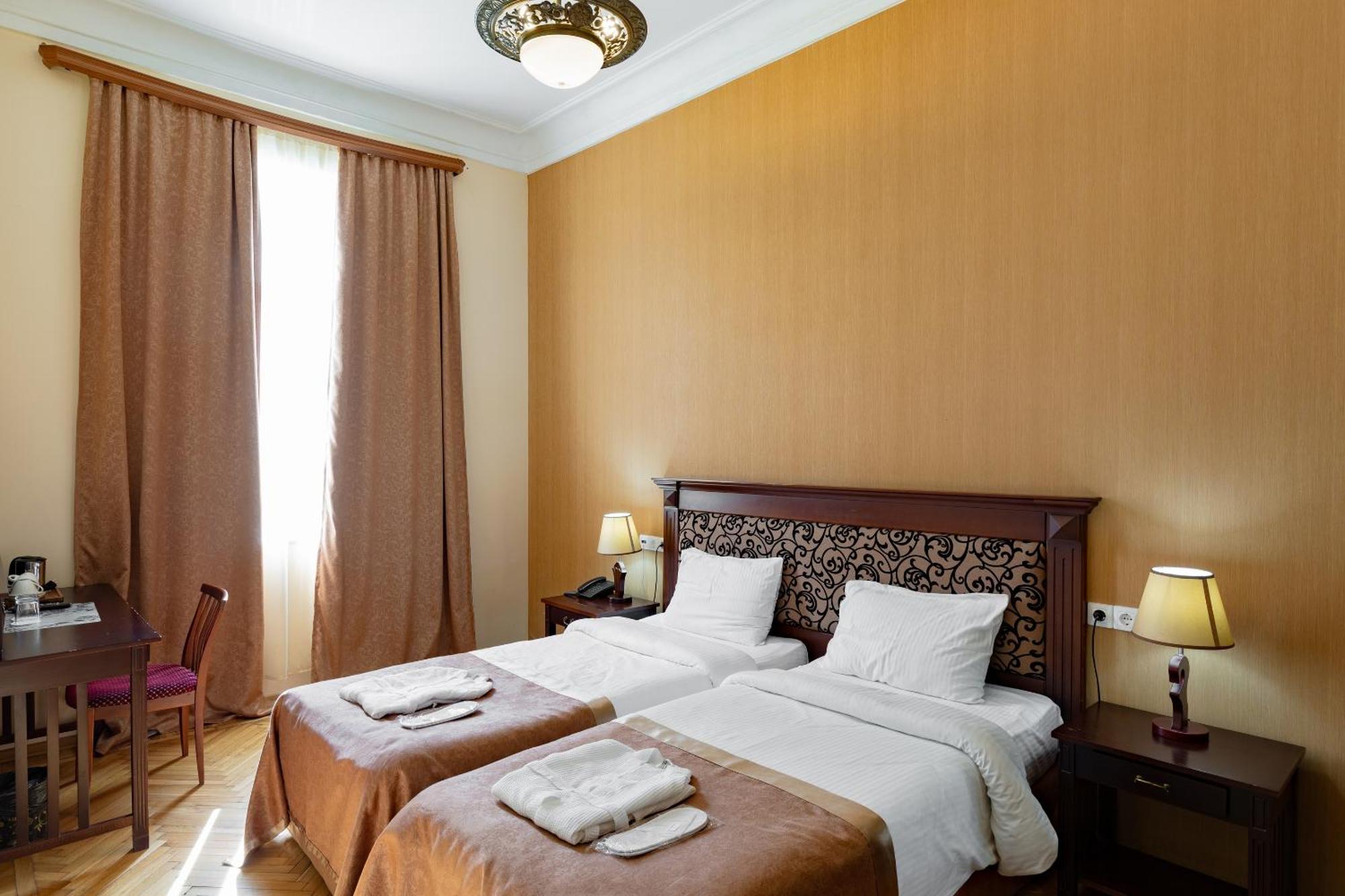 Legends Tskaltubo Spa Resort Екстер'єр фото
